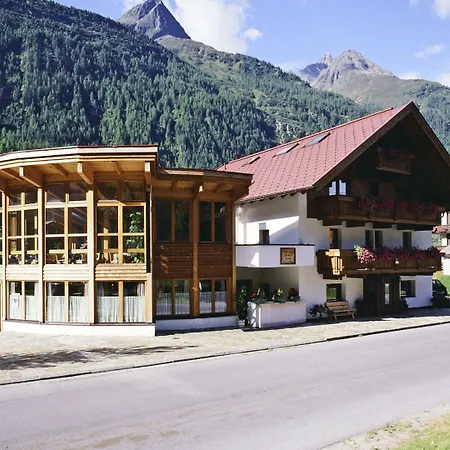 In Near Soelden Lift شقة