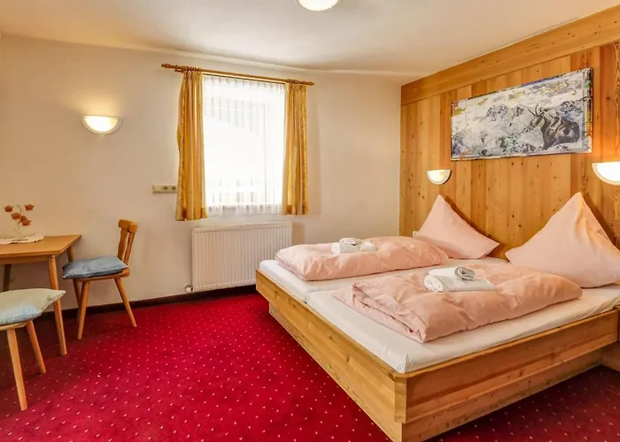 In Near Soelden Lift شقة