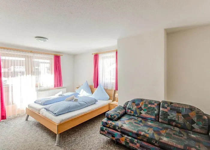 In Near Soelden Lift شقة *